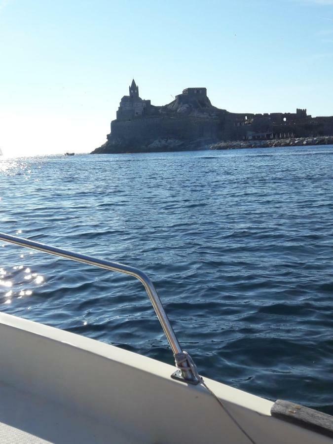 Casa A Lerici Nell'Antico Borgo Villa ภายนอก รูปภาพ